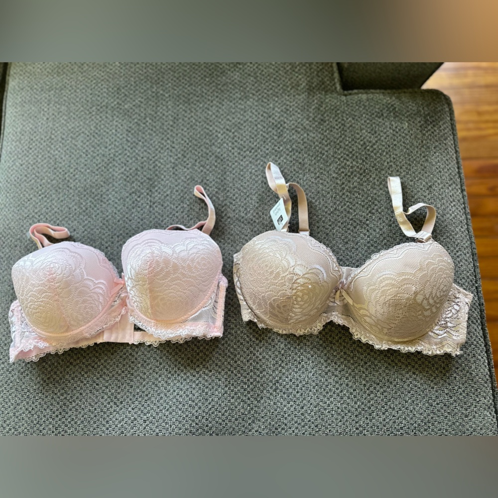2 Rene Rofe bras. Never worn, tag on one.